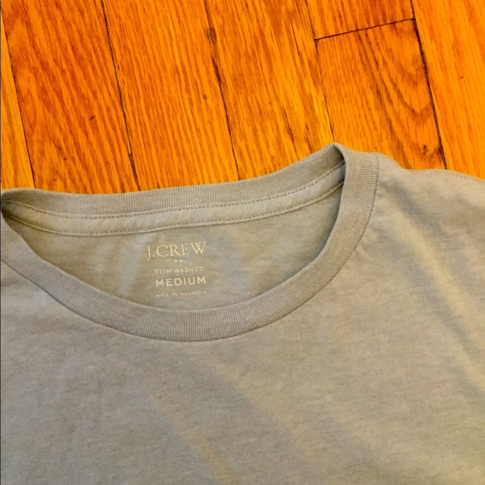 J.Crew Men’s T-shirt - Picture 2 of 3